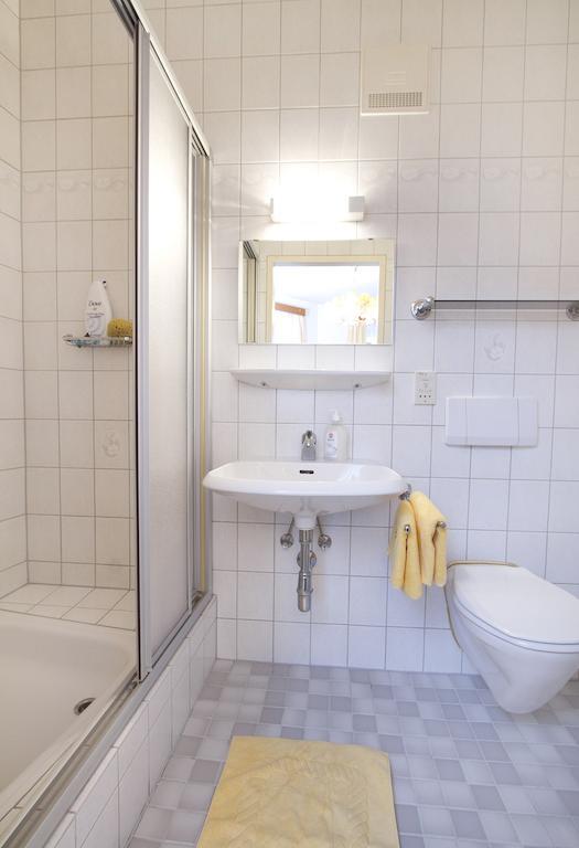 Hotel Zur Sonne Korneuburg Ruang foto
